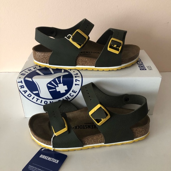 Birkenstock Shoes - Birkenstock adjustable khaki yellow bottom sandal. Size: 39, 38, 8, 8.5,  7, 7.5